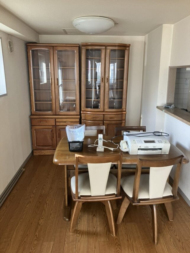 大型家具以外をお片付けした後のダイニングの様子