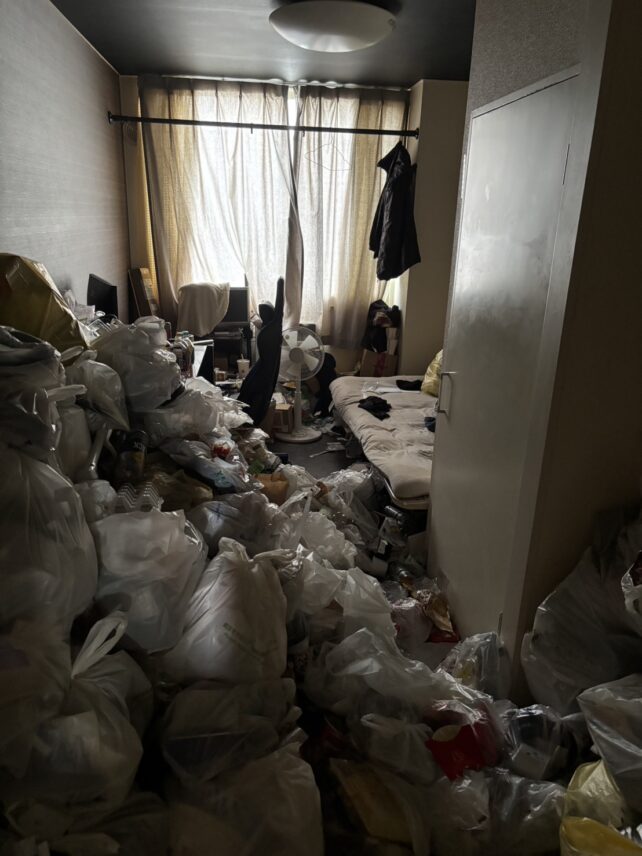 「どこから手を付ければ…」と諦めていた札幌市西区の1Kを15時間で再生｜退去に伴う家財整理