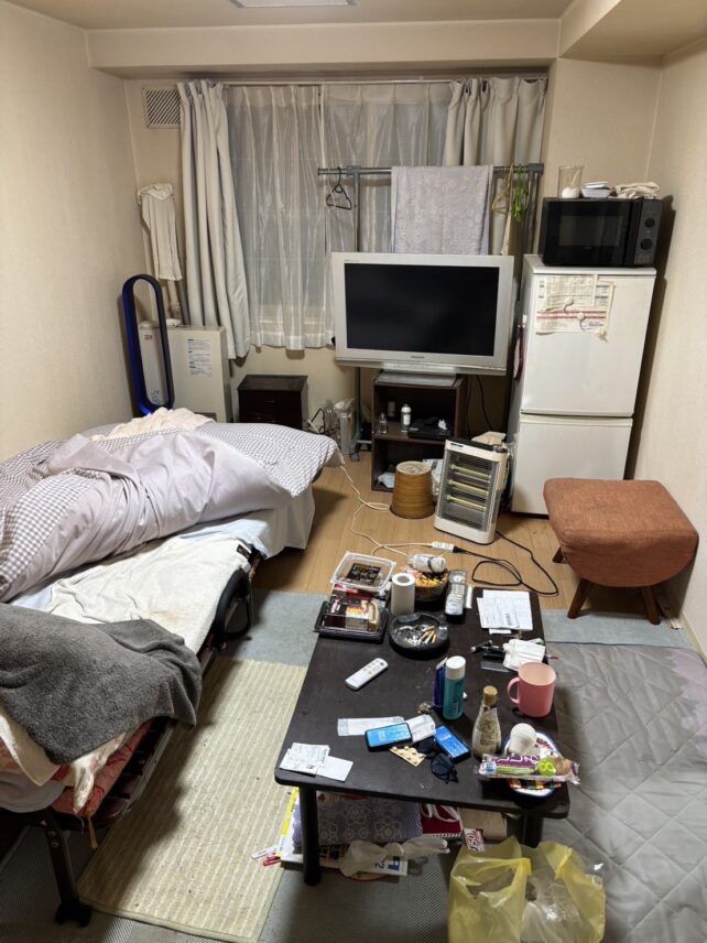 管理会社様も納得！アパート2階の残置物を法令遵守の徹底分別で、迅速かつ安全に全回収！