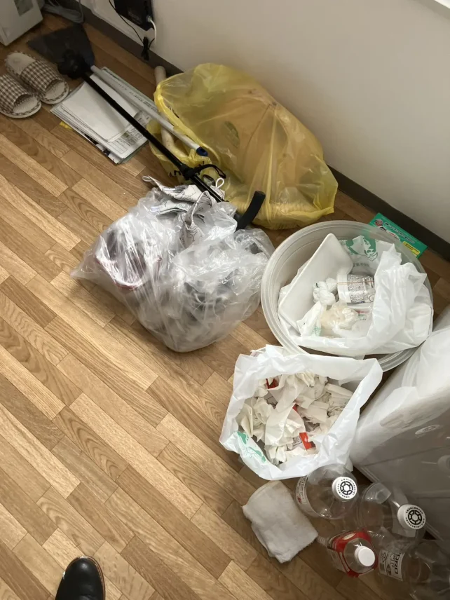 「この荷物、どうしよう…」と立ち尽くした豊平区の1Kを清々しい空間へ再生｜退去に伴う家財整理